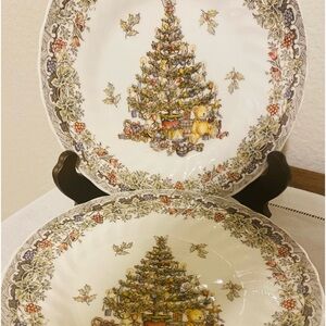 Queen’s dinner plates.